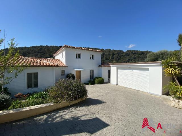 Maison 5 pièces 145 m²