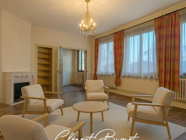 Maison 5 pièces 145 m²