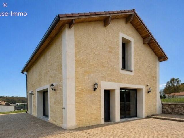 Maison 5 pièces 145 m²