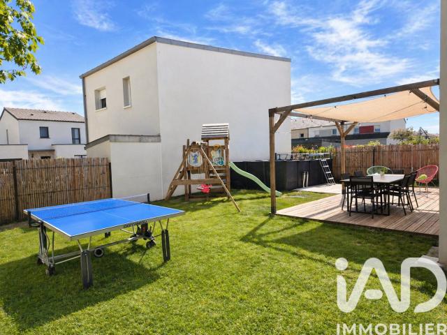 Maison 5 pièces 145 m²