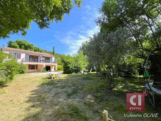Maison 5 pièces 145 m²