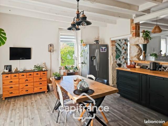 Maison 5 pièces 145 m²