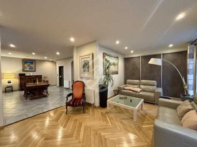 Maison 5 pièces 145 m²