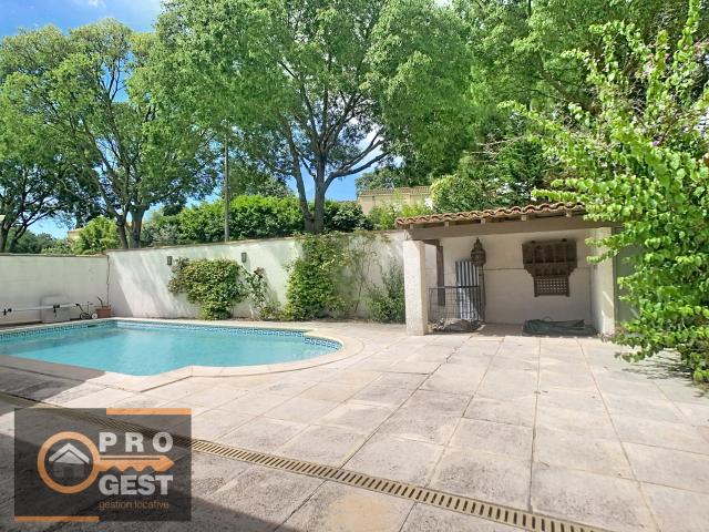 Maison 5 pièces 145 m²