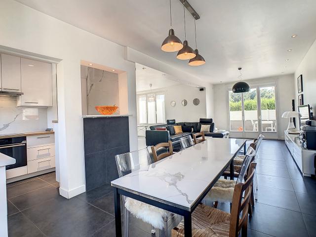 Maison 5 pièces 145 m²