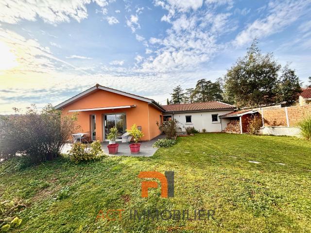 Maison 5 pièces 145 m²