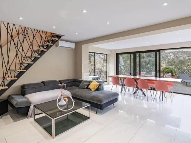 Maison 5 pièces 145 m²