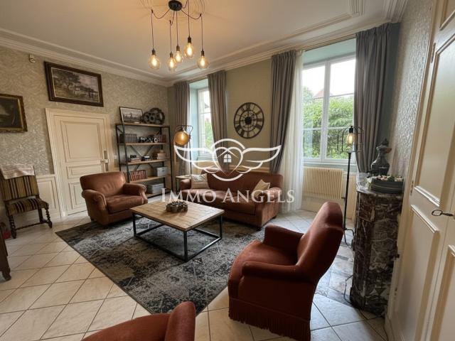 Maison 5 pièces 145 m²