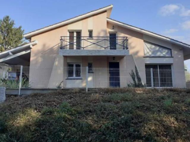 Maison 5 pièces 145 m²