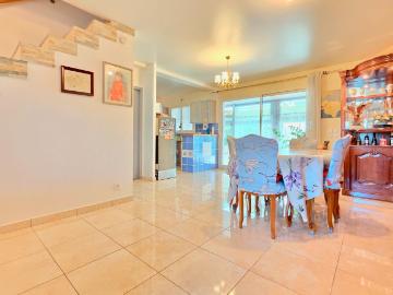 Maison 5 pièces 145 m²