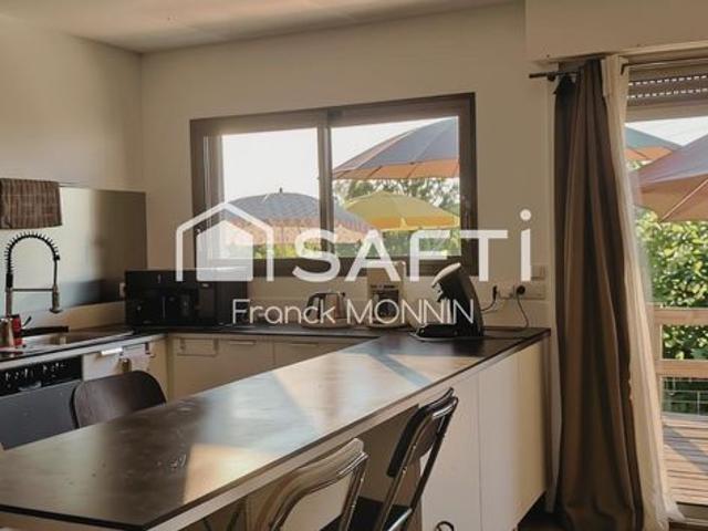 Maison 5 pièces 145 m²