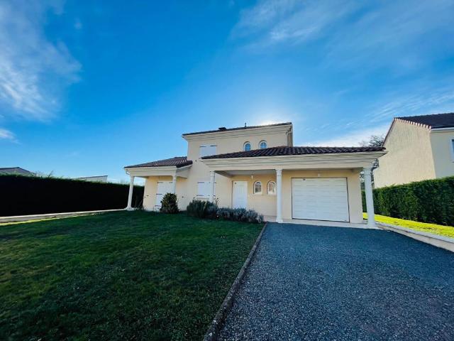 Maison 5 pièces, 145 m² à louer à Bellerive sur Allier 03700