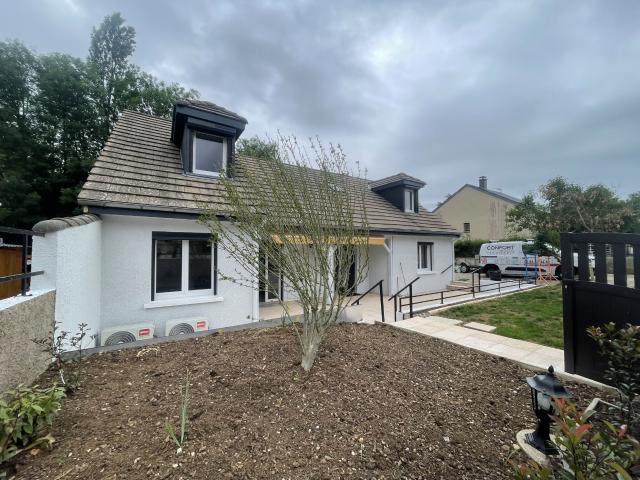 Maison 5 pièces, 145 m² à louer à Flavin 12450