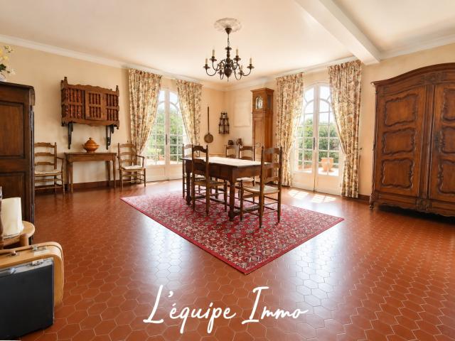 Maison 5 pièces 146 m²