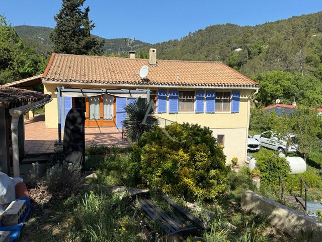Maison 5 pièces 146 m²