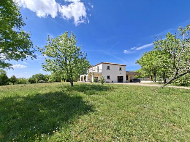 Maison 5 pièces 161 m²