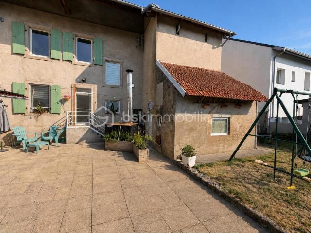 Maison 5 pièces 146 m²