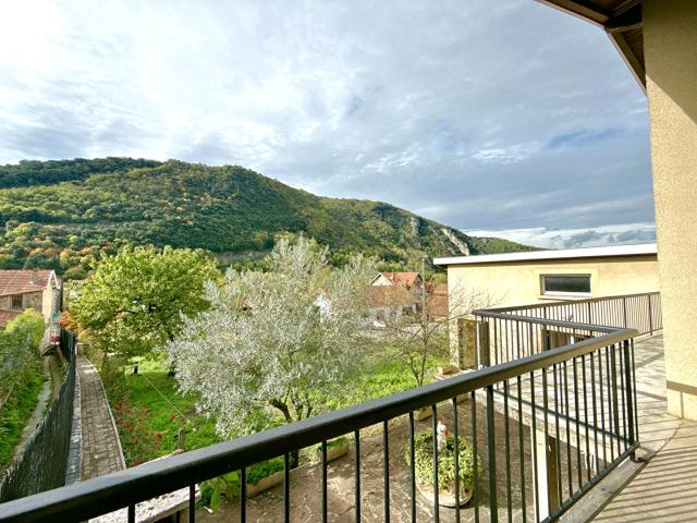 Maison 5 pièces 146 m²