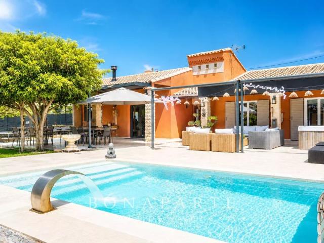 Maison 5 pièces 146 m²