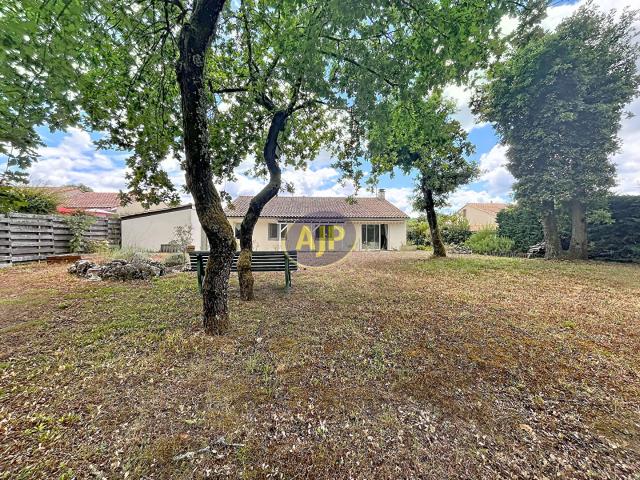 Maison 5 pièces 146 m²