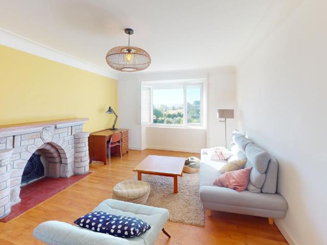Maison 5 pièces, 146 m² à louer à Moyrazès 12160