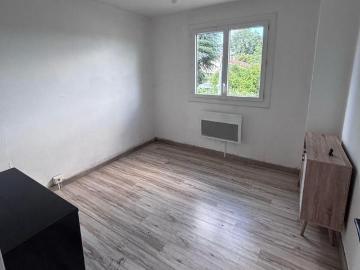 Maison 5 pièces, 146 m² à louer à Lescar 64230