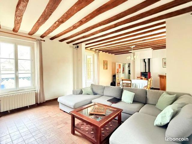 Maison 5 pièces 147 m²