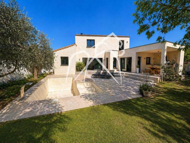 Maison 5 pièces 147 m²