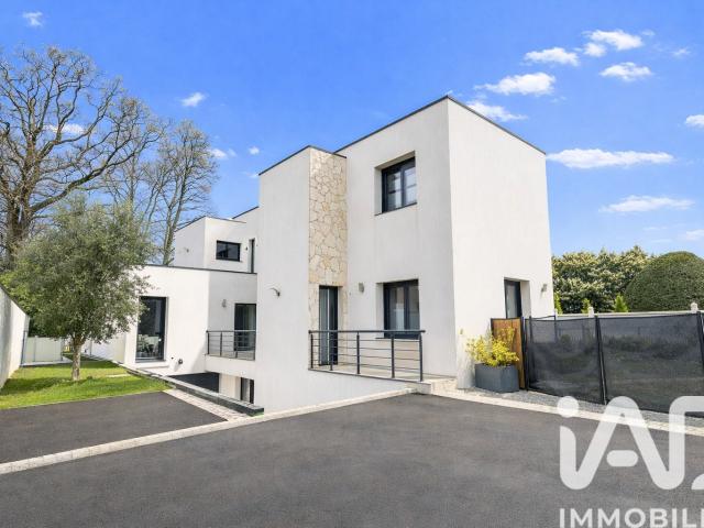 Maison 5 pièces 147 m²