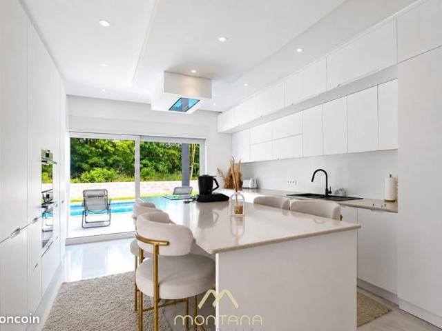 Maison 5 pièces 147 m²
