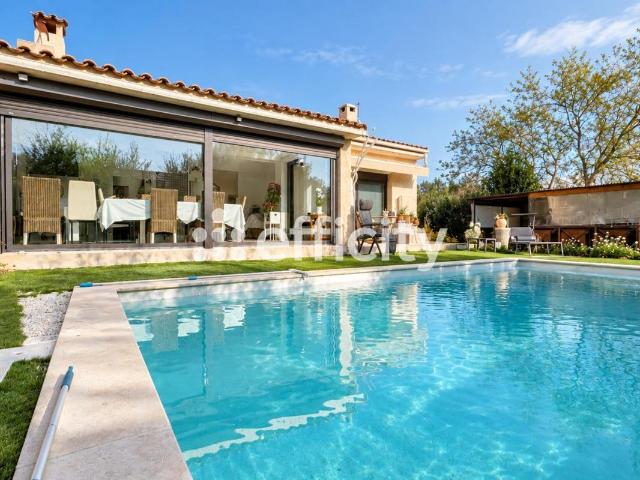 Maison 5 pièces 140 m²