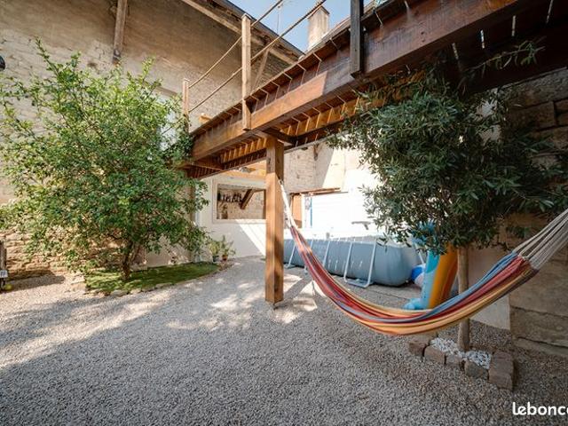 Maison 5 pièces 147 m²