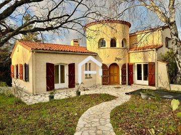 Maison 5 pièces 148 m²