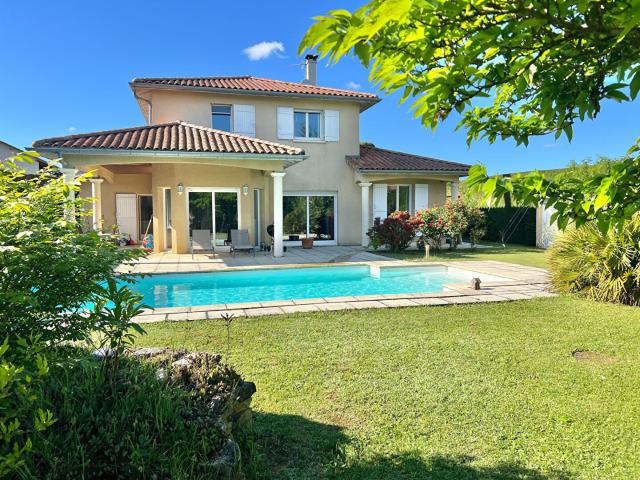 Maison 5 pièces 148 m²