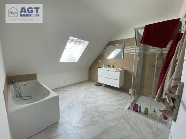 Maison 5 pièces, 148 m² à louer à Noailles 60430