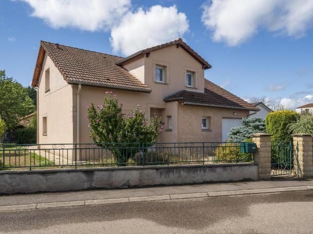 Maison 5 pièces 140 m²