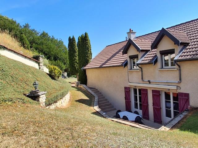 Maison 5 pièces 140 m²