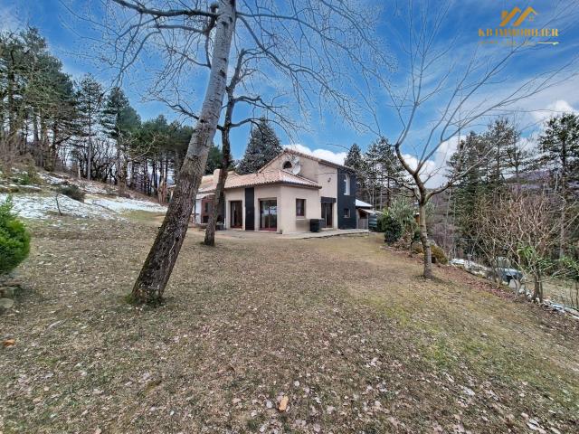 Maison 5 pièces 140 m²