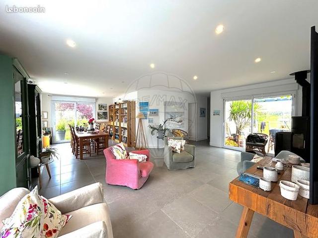 Maison 5 pièces 140 m²