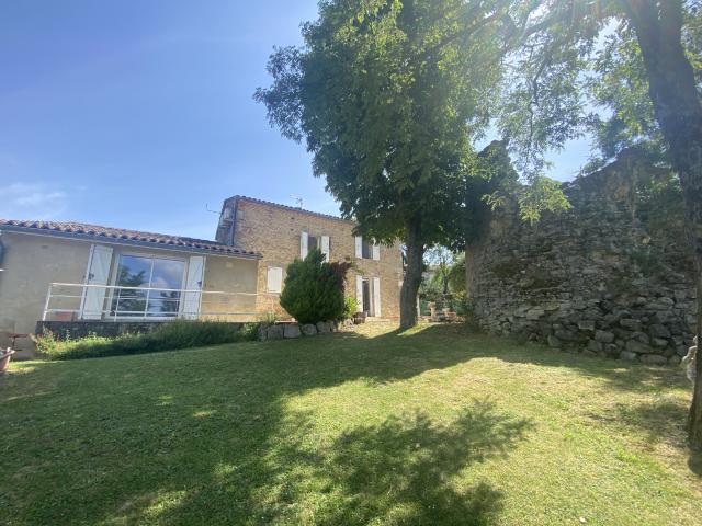 Maison 5 pièces 140 m²