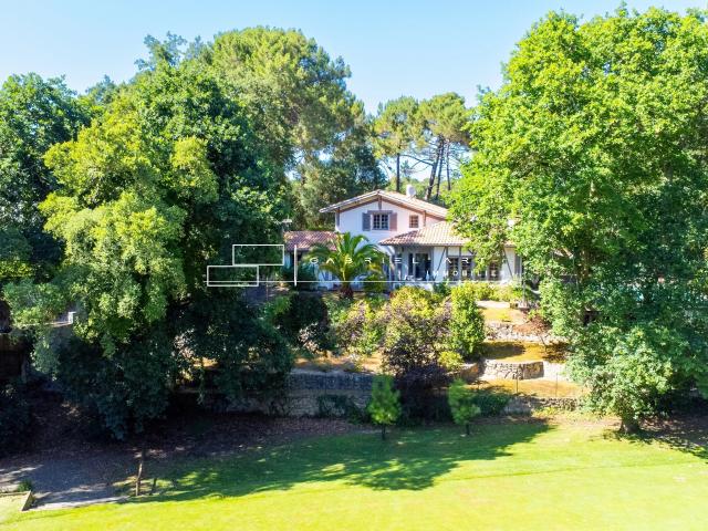 Maison 5 pièces 140 m²