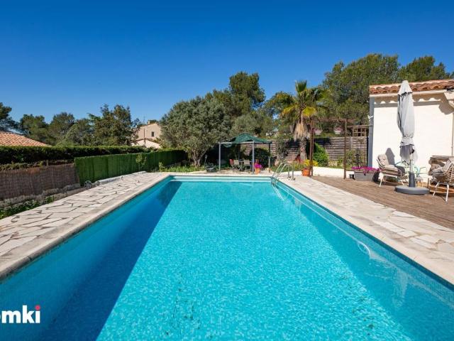 Maison 5 pièces 140 m²