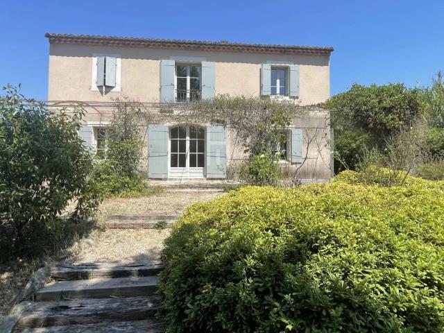 Maison 5 pièces 140 m²