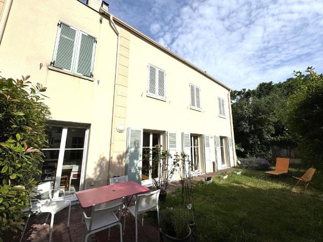 Maison 5 pièces 140 m²
