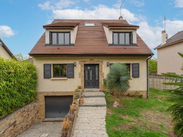 Maison 5 pièces 140 m²