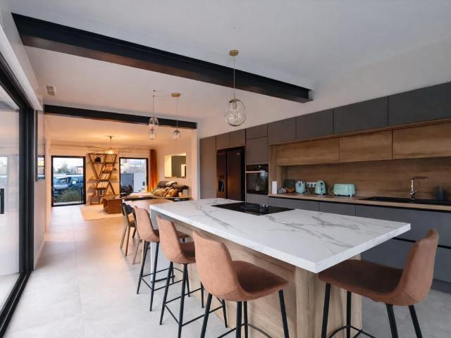 Maison 5 pièces 140 m²