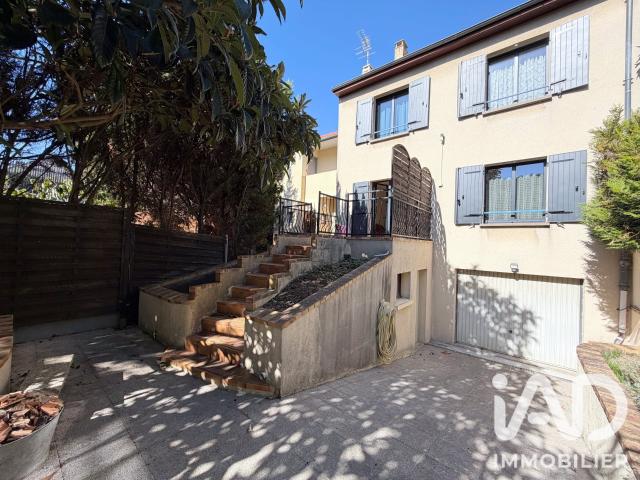 Maison 5 pièces 140 m²