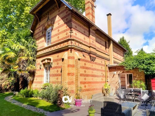 Maison 5 pièces 140 m²
