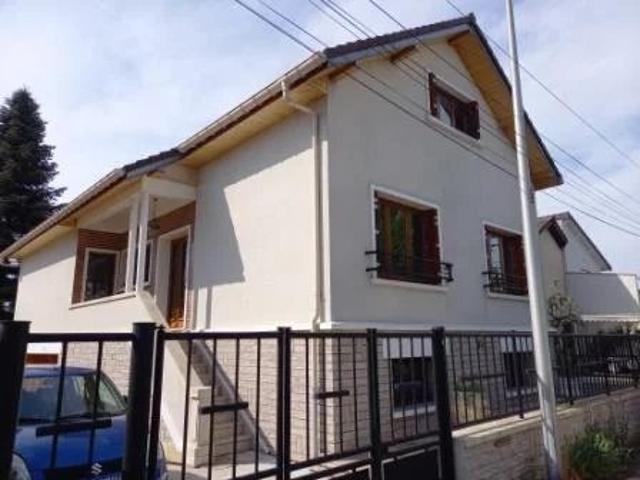 Maison 5 pièces 140 m²