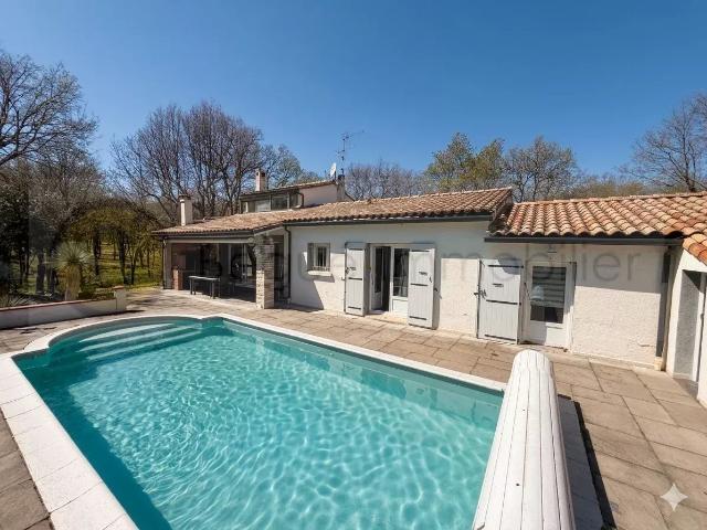 Maison 5 pièces 140 m²